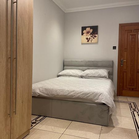 North London Studio Apartment Exterior foto