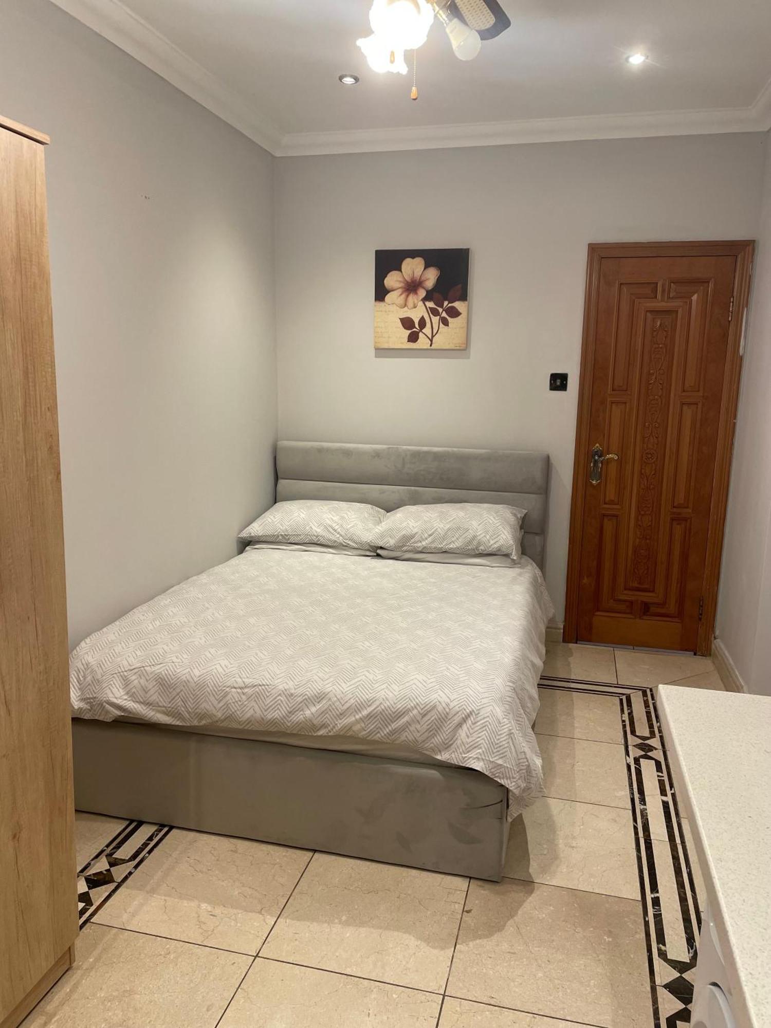 North London Studio Apartment Exterior foto